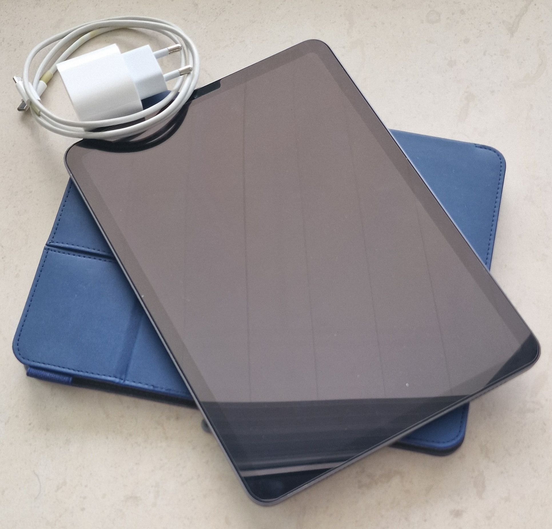 Таблет Ipad air 4, 64 gb