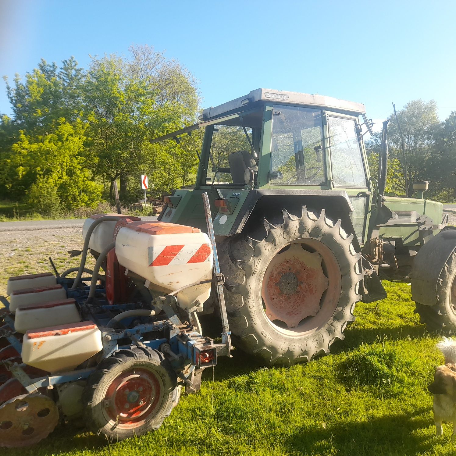 Vind Fendt 308 cu încărcător frontal