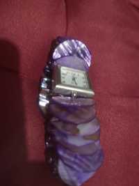 Ceas montat pe brățară de sidef violet elastica