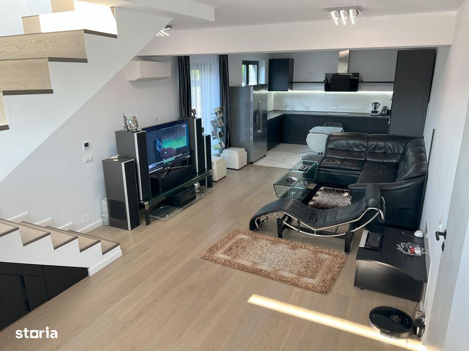 Vila modernă de închiriat în Otopeni / spațiu birouri / locuință