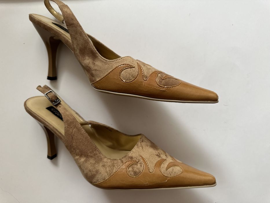 Босоножки / туфли новые размер 39