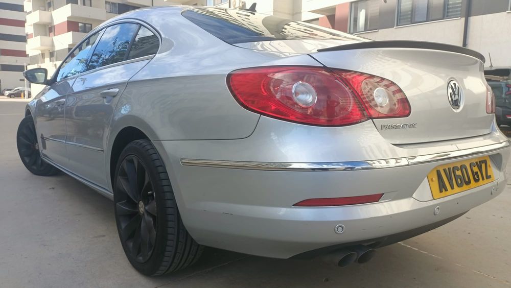 Volkswagen Passat CC volan pe dreapta