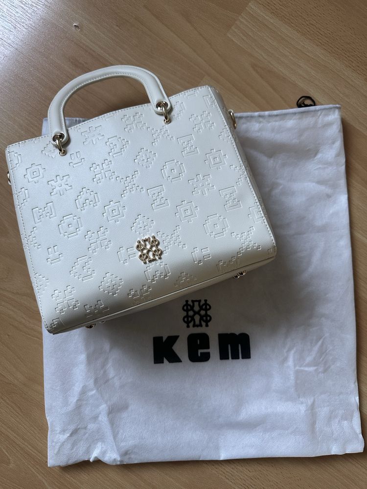 Дамск чанта марка KEM, купена от Атина, Гърция