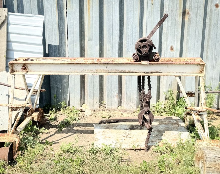 Рельсовый  кран подвижный