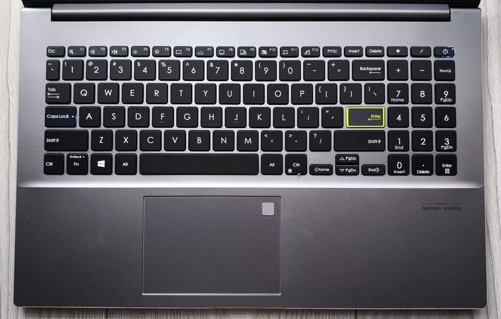 Laptop Asus S533EA,15,6 FHD/i5-1135G7/8GB/SSD512GB argintiu !