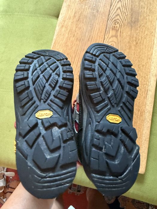 Bocanci Incaltari Trekking Olang talpa Vibram