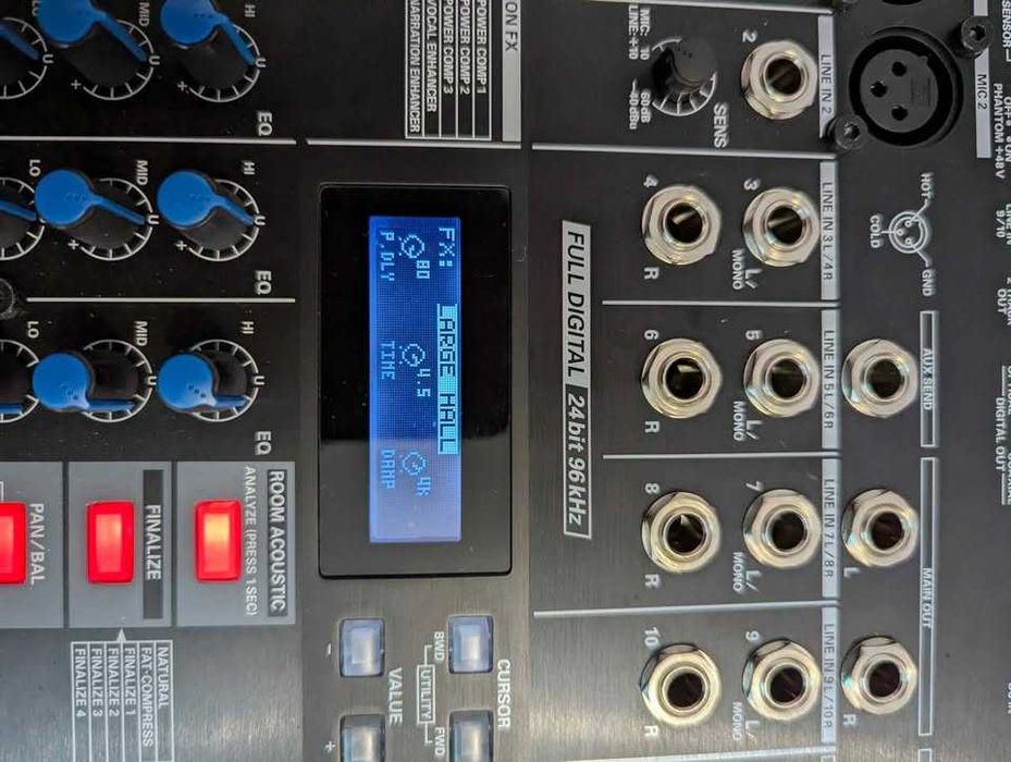 Digital audio mixer ROLAND edirol M-10 DX (24 bit/ 96 khz)