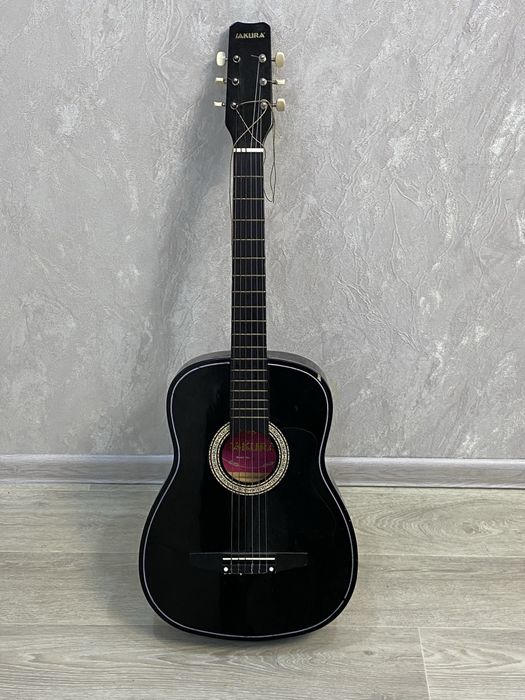 Продается гитара