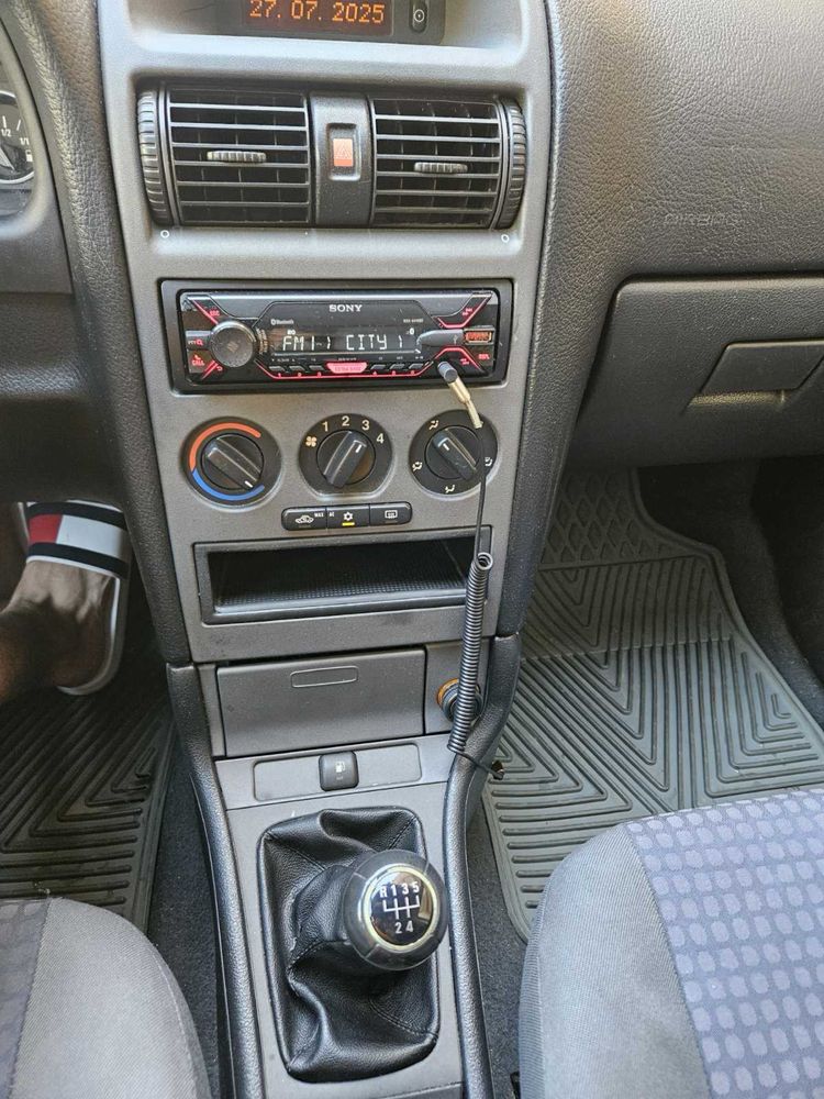 Опел Астра 1.6 CNG
