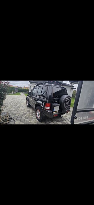 1Hyundai Galloper