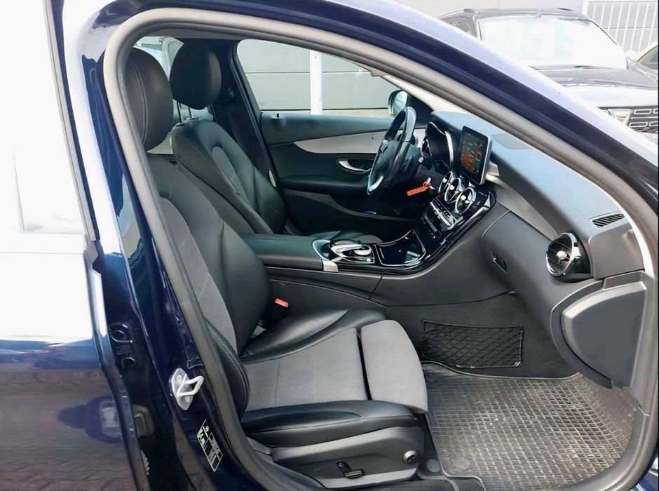 Mercedes-Benz C-Class C220d BlueTEC Exclusive