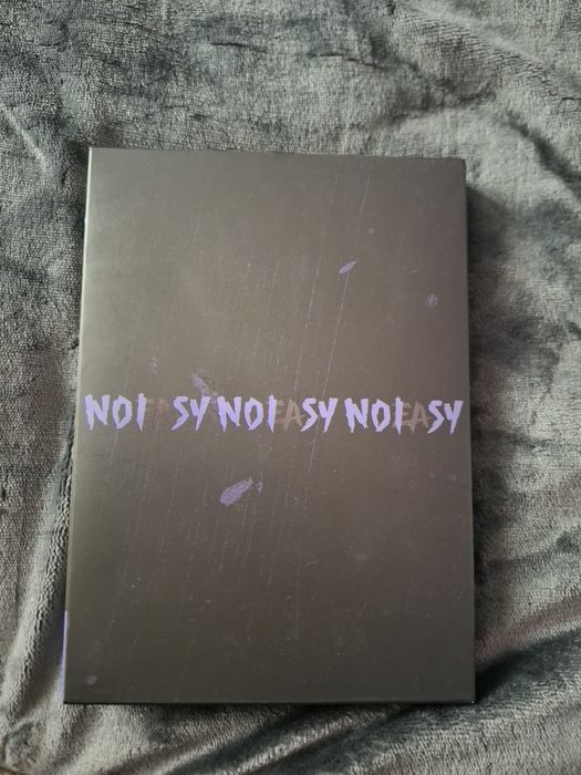 Албум на Strai Kids Noeasy