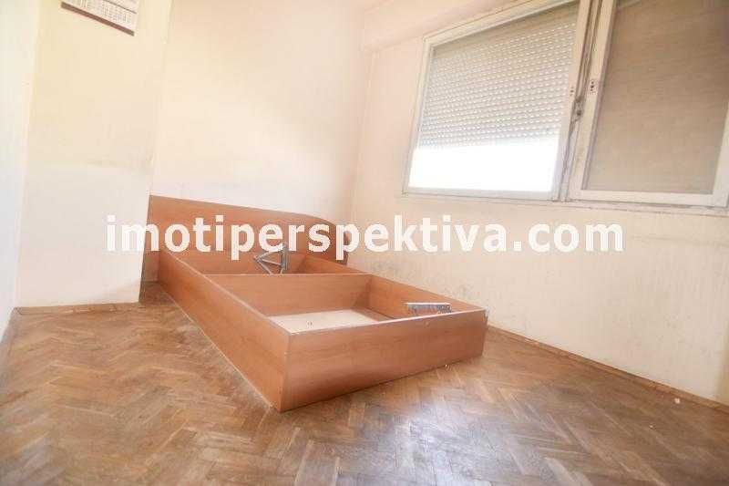 Продава се Тристаен апартамент в Пловдив, Кючук Париж - 67 кв.м за 1389 €/кв.м - Снимка #6