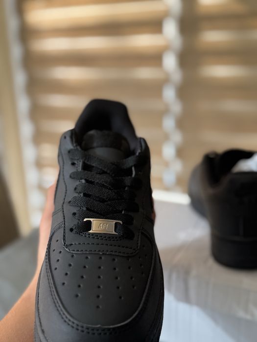 Nike air force 1     42,43,44