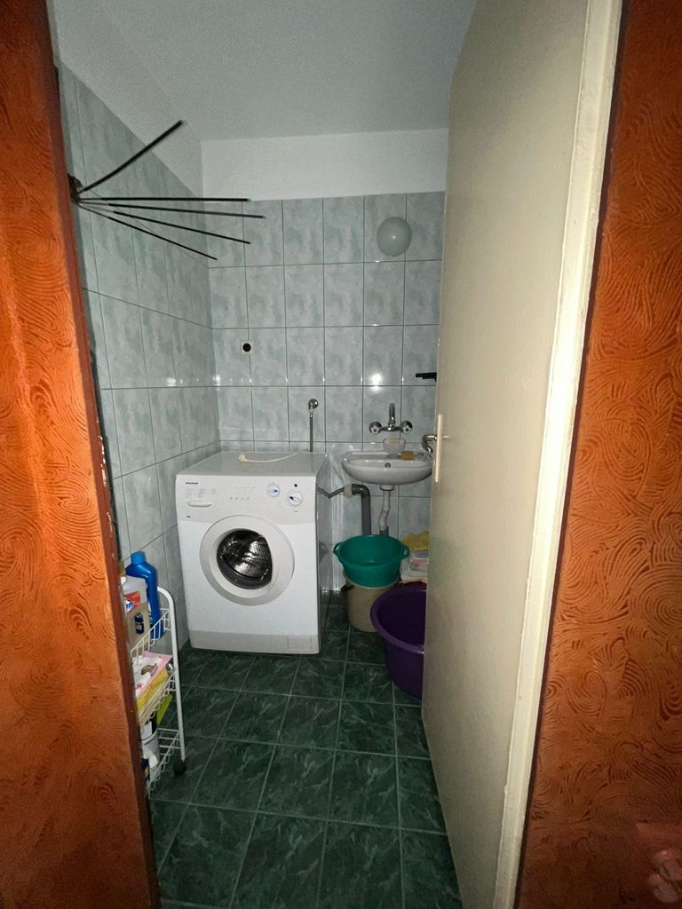 Продава се Тристаен апартамент в Варна, Кайсиева градина - 90 кв.м за 1723 €/кв.м - Снимка #8