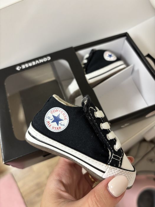 Converse bebeluși