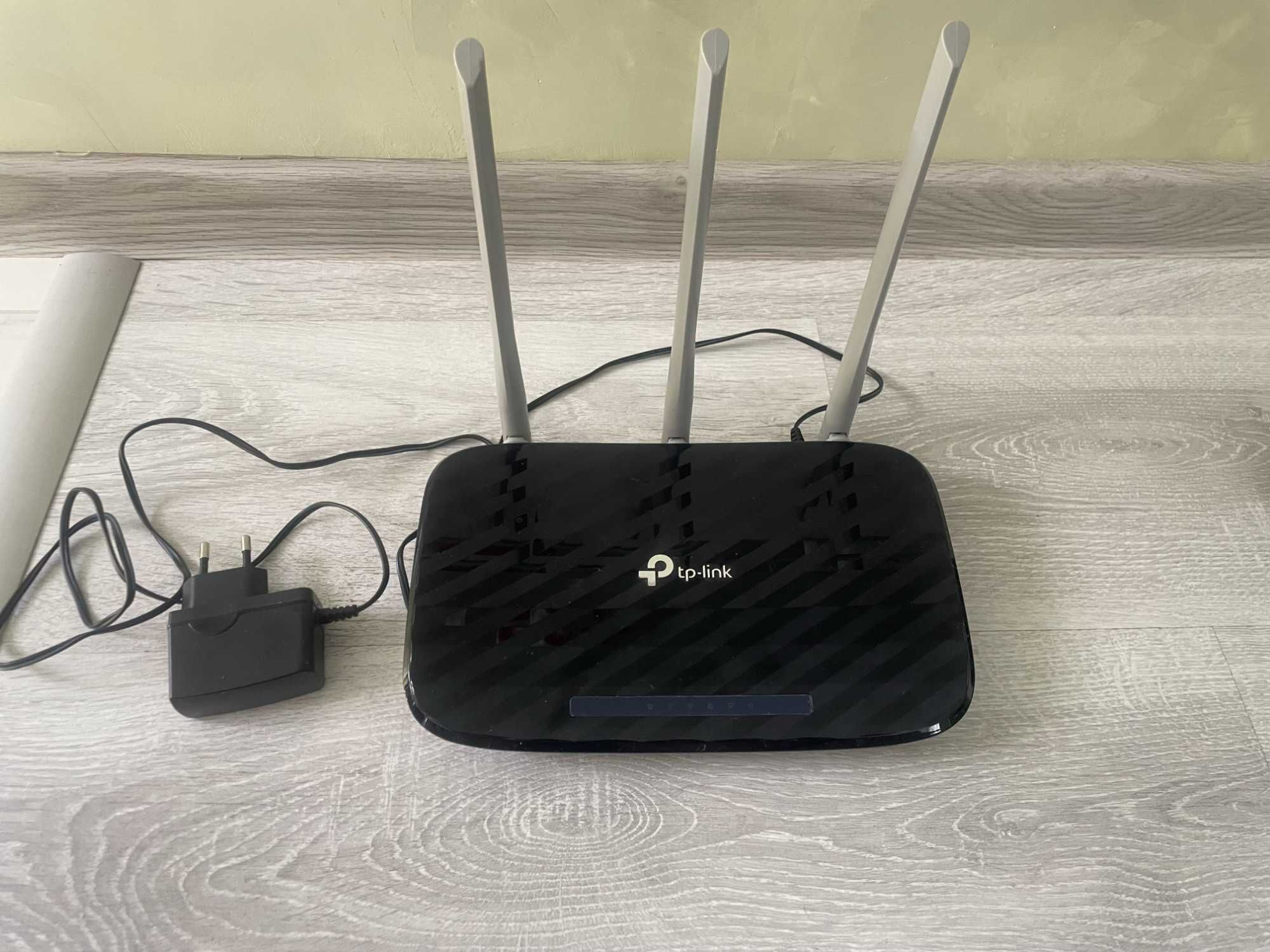 Безжичен рутер TP-Link ARCHER C20, dual-band AC750