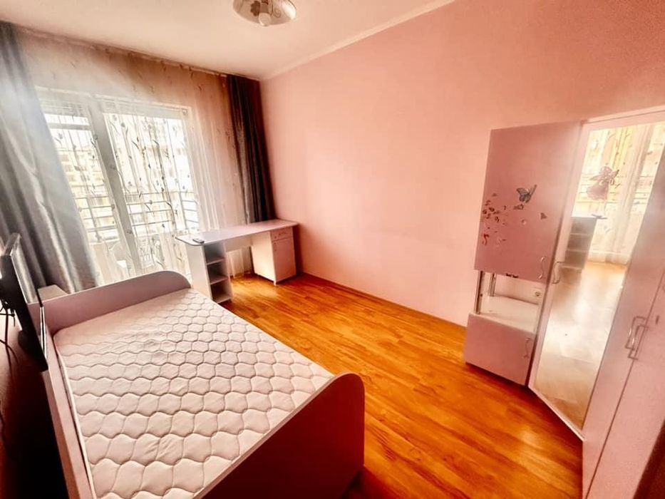 Дава се под наем Тристаен апартамент в Бургас, Меден рудник - зона В - 95 кв.м за 357 € - Снимка #5