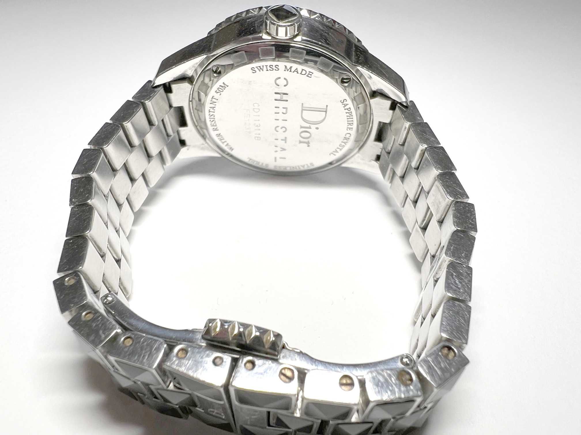 Часовник Dior Christal за жени - 113 диаманта - 0.66 карата