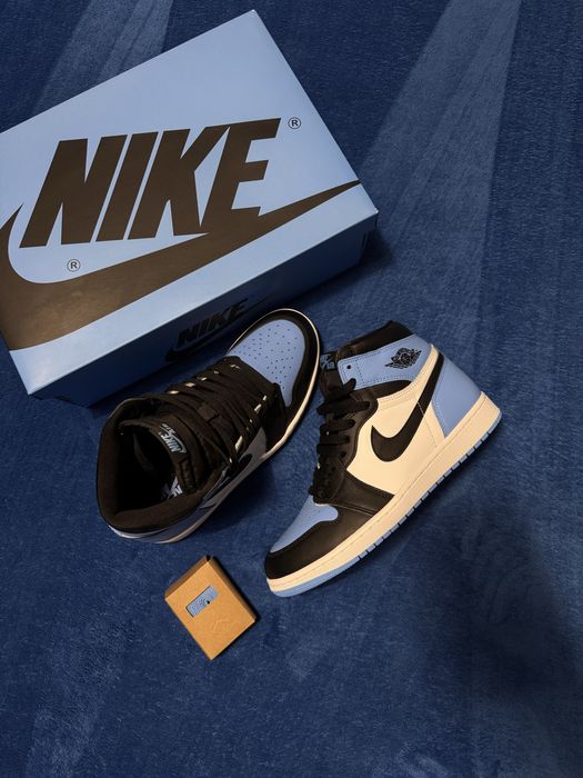 Air Jordan 1 UNC toe ( nu Air Force / nu yeezy)