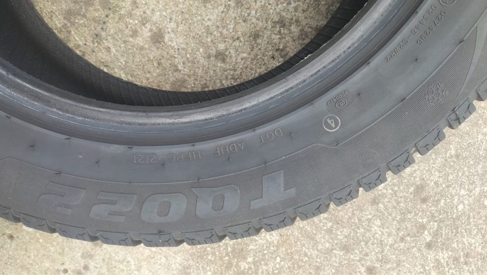 Vand Anvelope pentru iarna 235/65/17