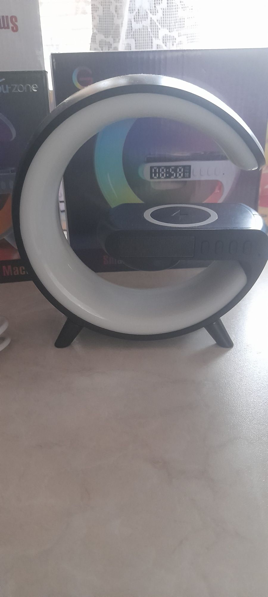 Smart LED Лампа Безжично Бързо Зареждане, Часовник