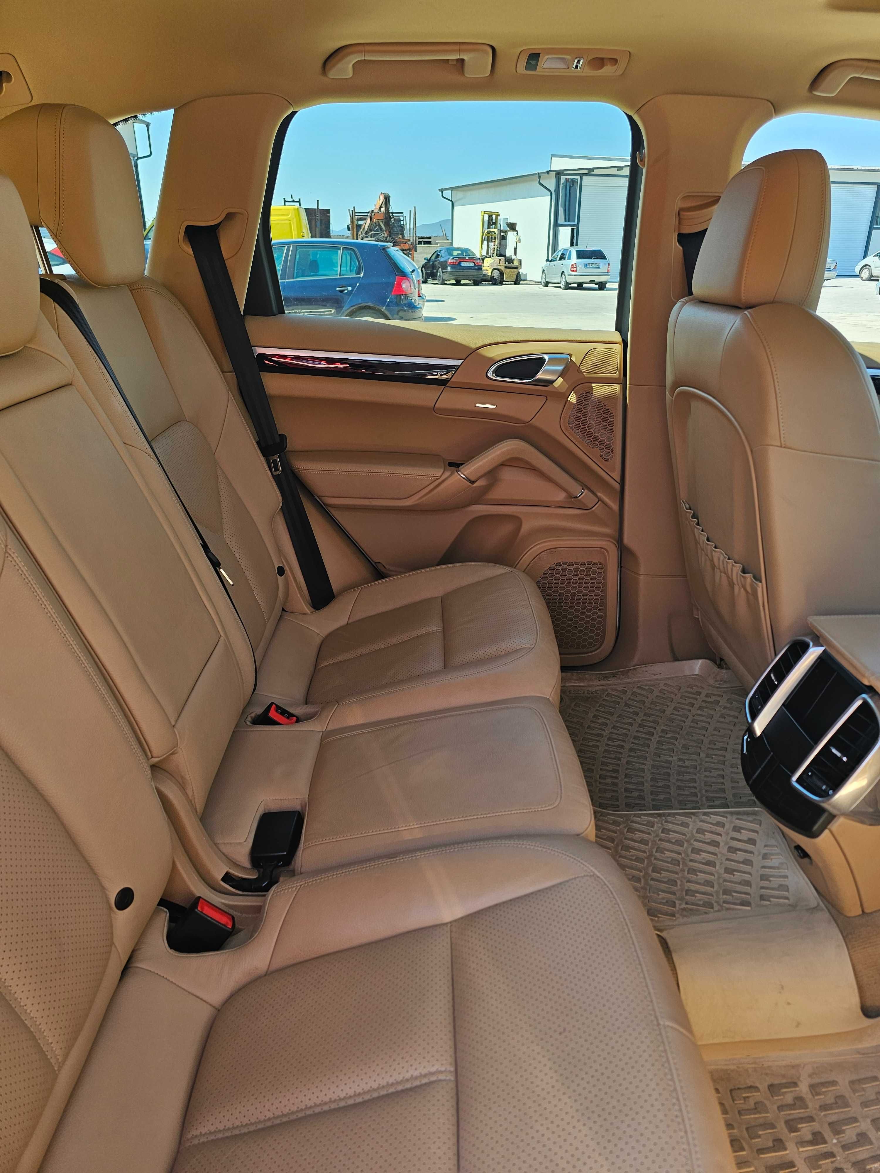 Продавам Porsche Cayenne 3.6 V6 – 2011 година