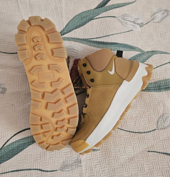Оригинални боти Nike