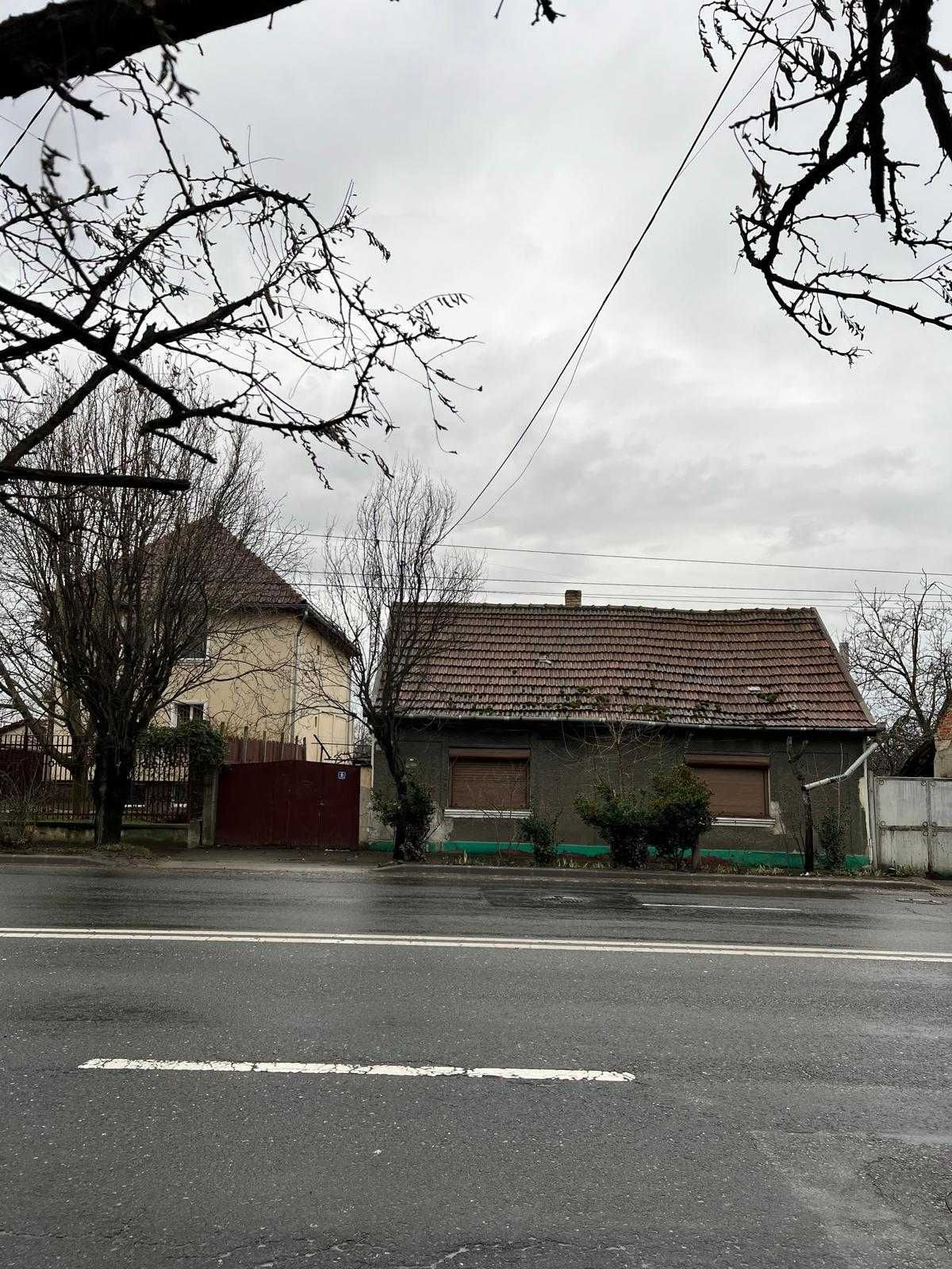 Teren 1449 mp cu casa veche str. Matei Corvin , nr.6