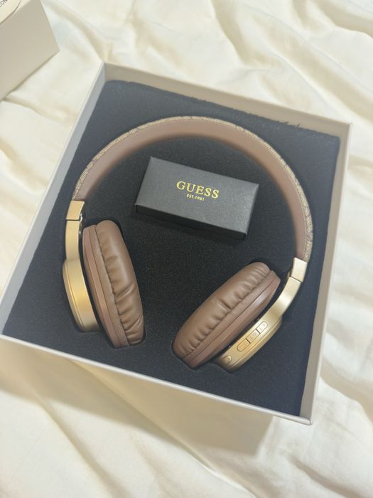 Слушалки Guess аудио