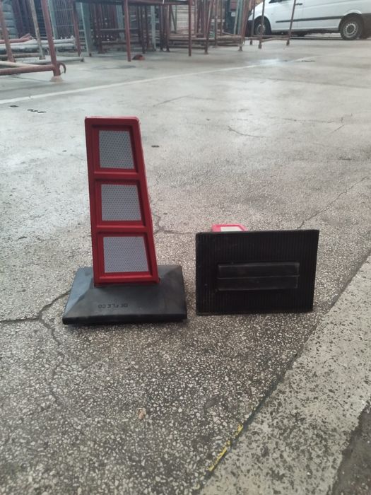 Delimitator de banda rutiera clasa 1