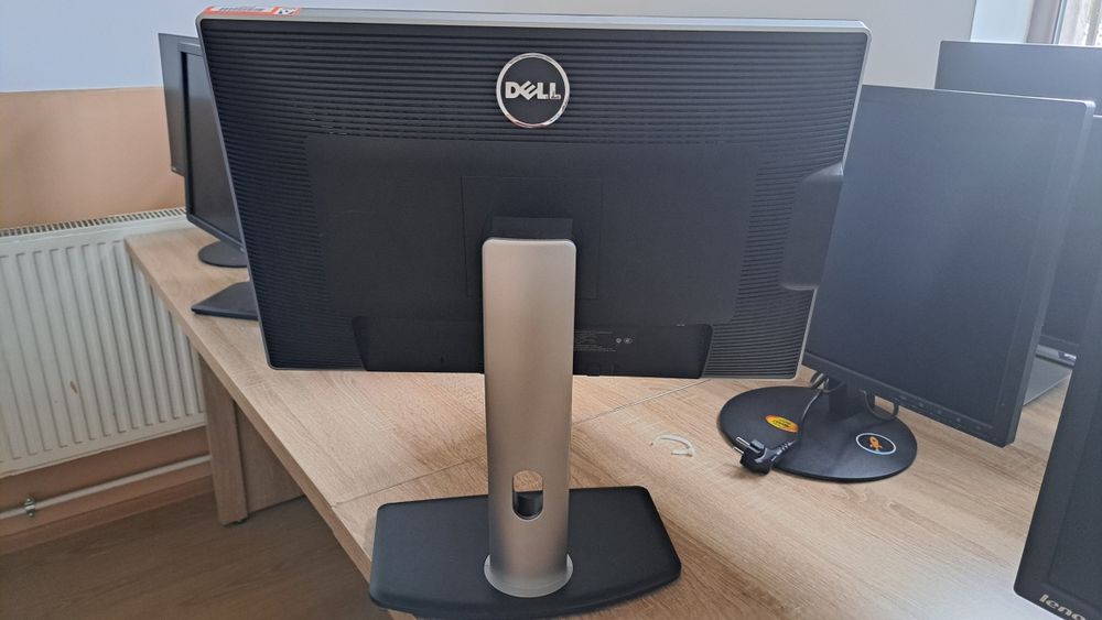 Monitoare 24" dell si lenovo cu hdmi