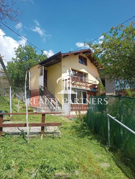 Къща в с. Дивотино област Перник