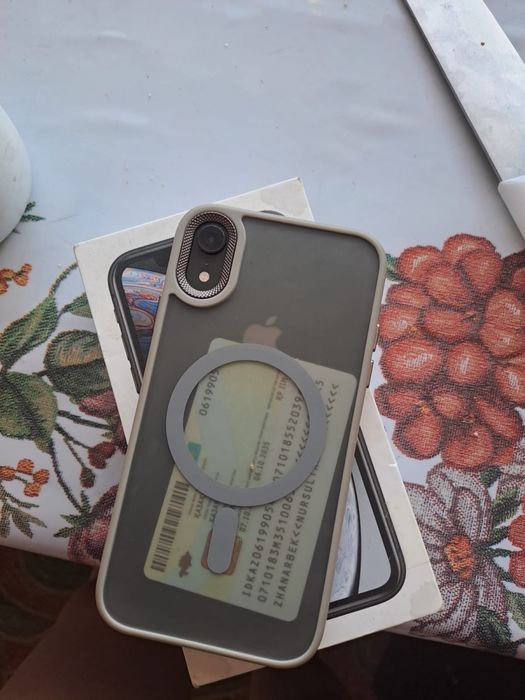 Айфон Xr в хорошем сост