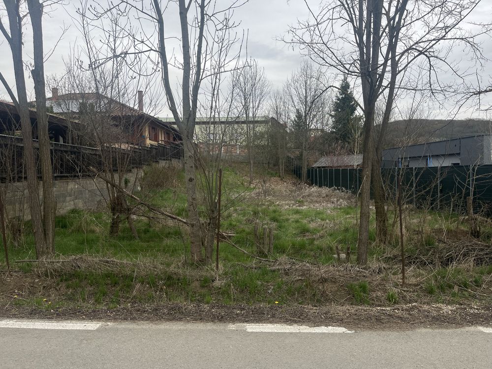 Teren intravilan Corunca