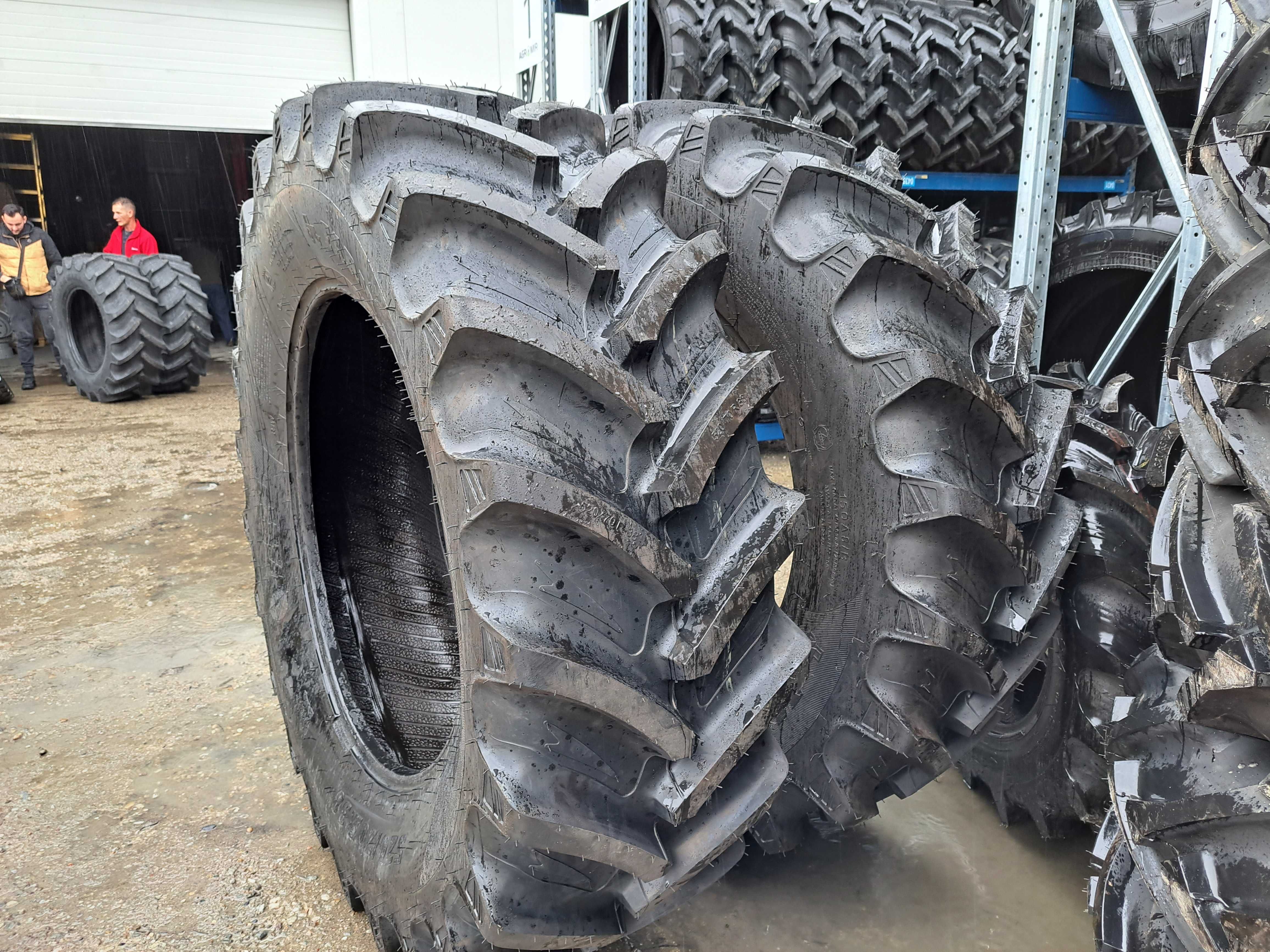 Cauciucuri radiale 520/70R38 marca MRL anvelope noi pentru TRACTOR