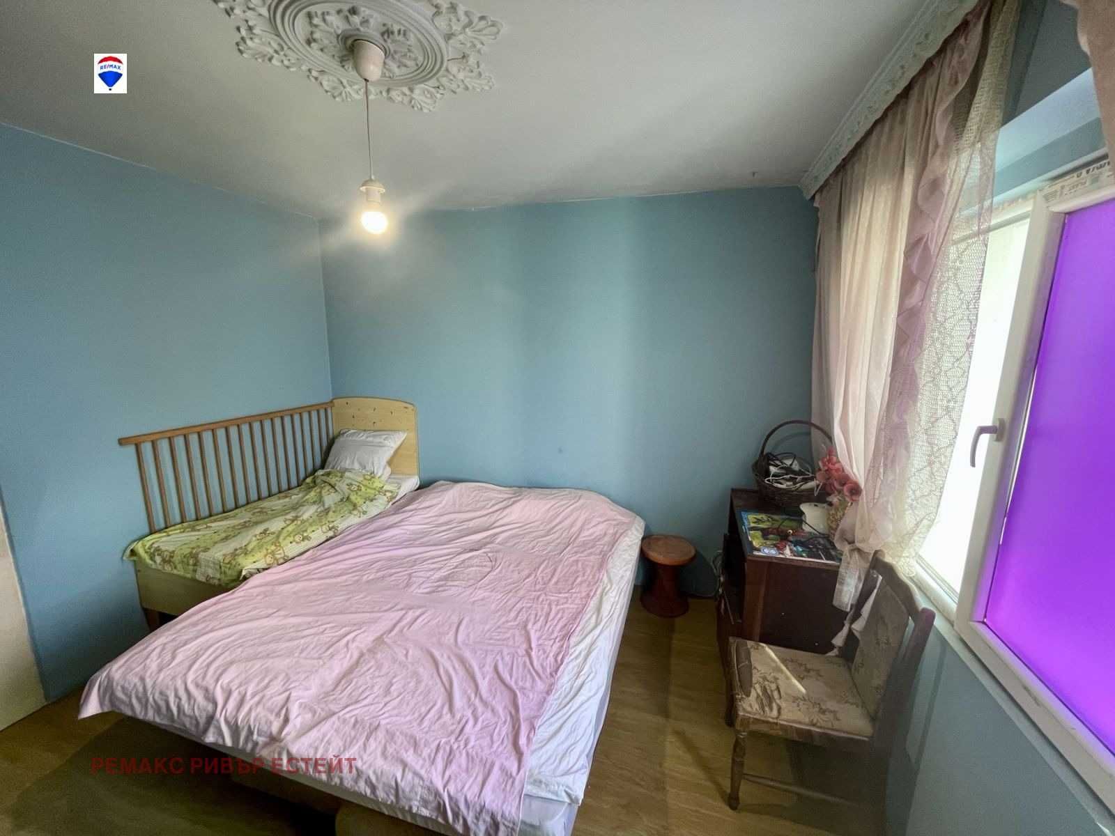 Четиристаен апартамент за продажба кв. Родина 1