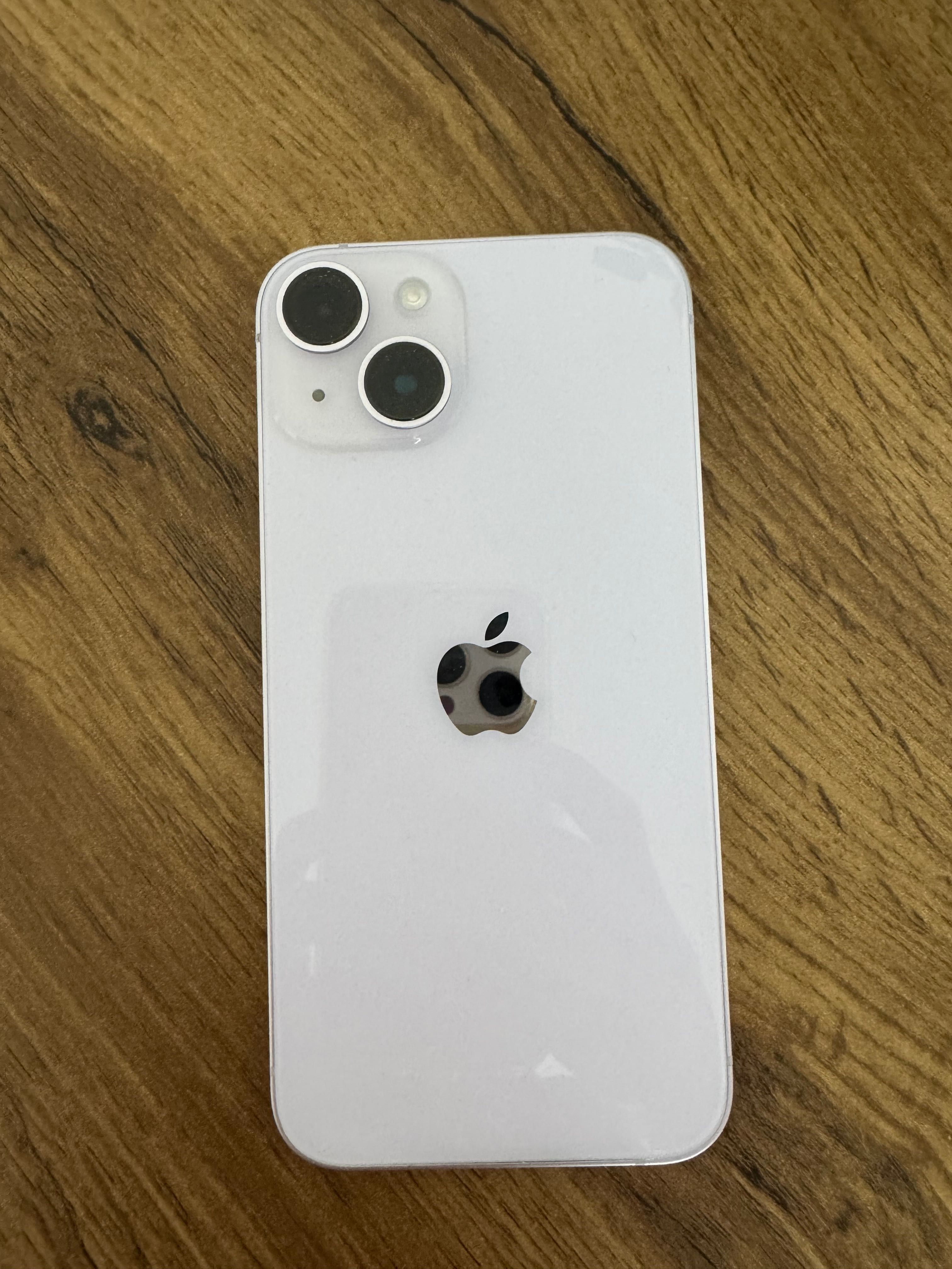 IPhone 14 бял без забележка