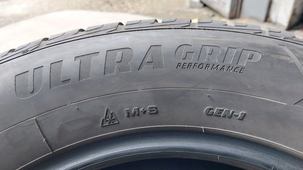 Зимни гуми 265/60/18 Goodyear Ultragrip Performance Suv 2 броя