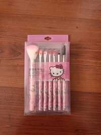 Set 7 pensule pentru machiaj Hello Kitty, nou