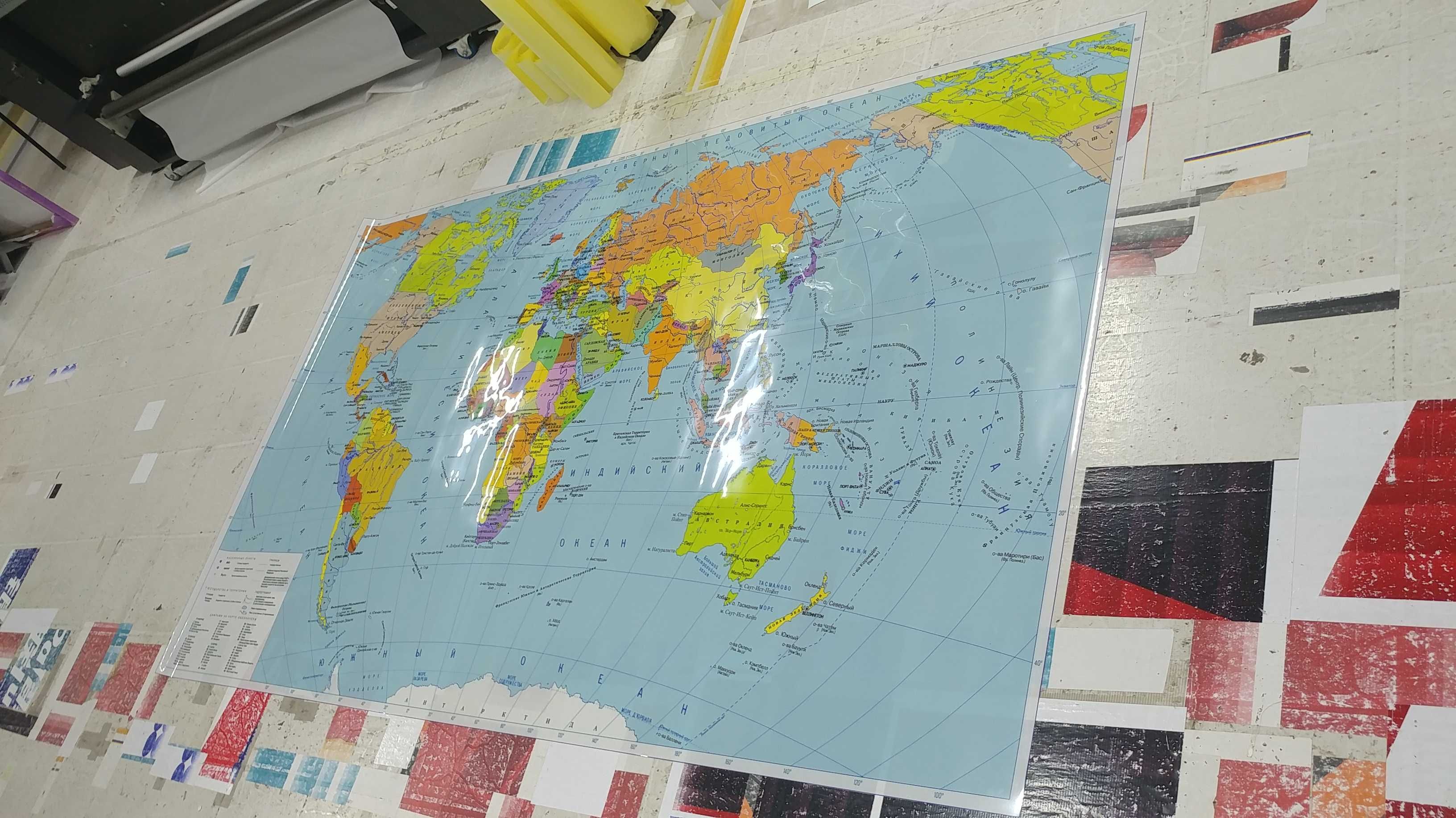 Новая карта мира на стену 250смх150см