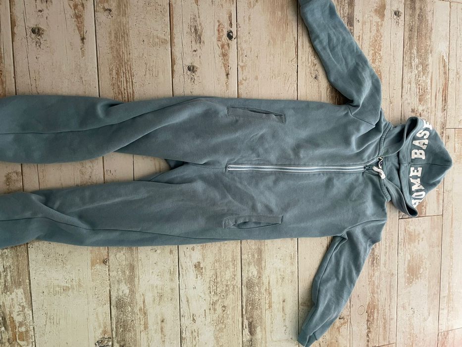 Vând blugi fetițe și pantaloni bebe