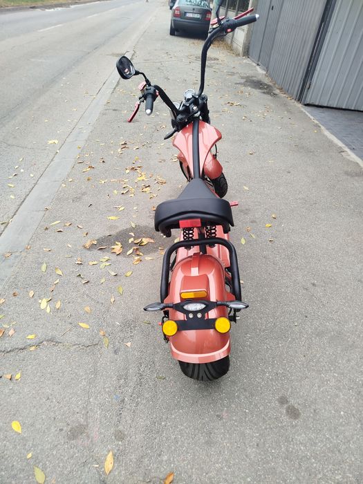 Scuter Electric City HARLEY – Stil, confort și libertate pe două roți!