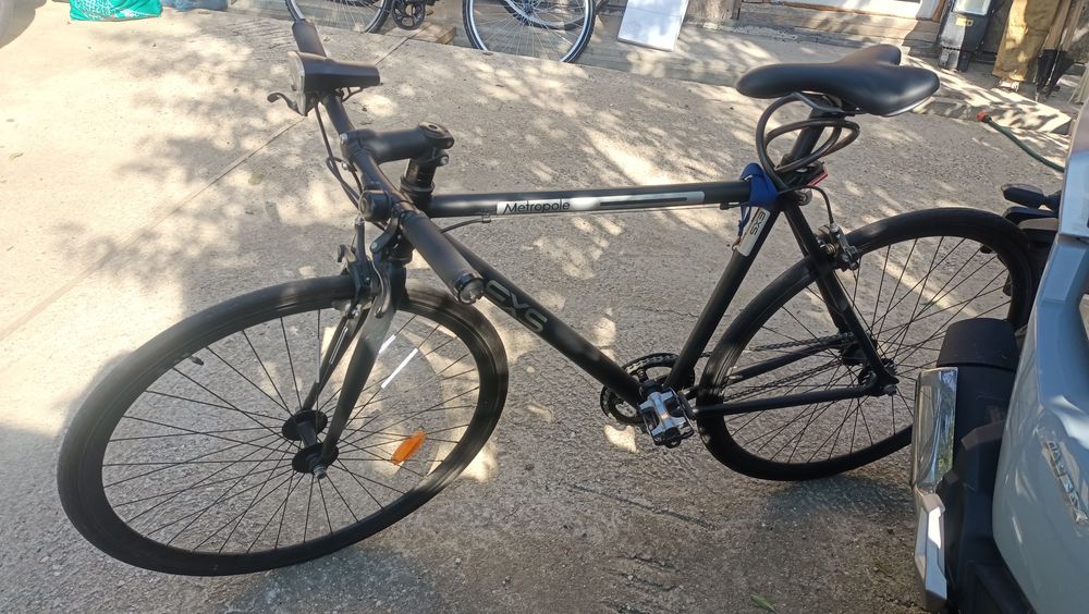 Bicicleta de oraș METROPOLE EXS