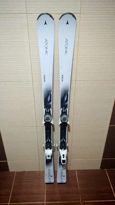 Schiuri atomic cloud 155 cm- clapari ski