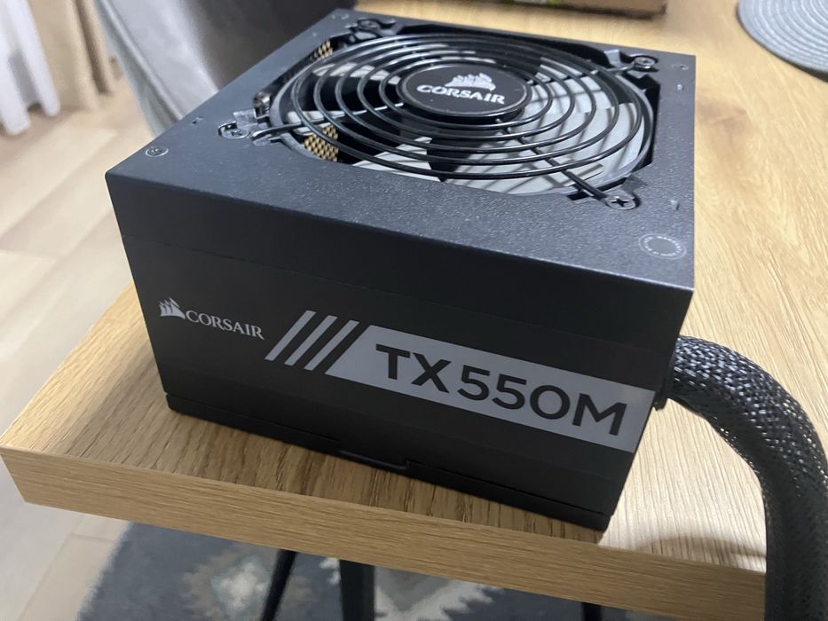 Sursa Corsair TX550M 80+ Gold