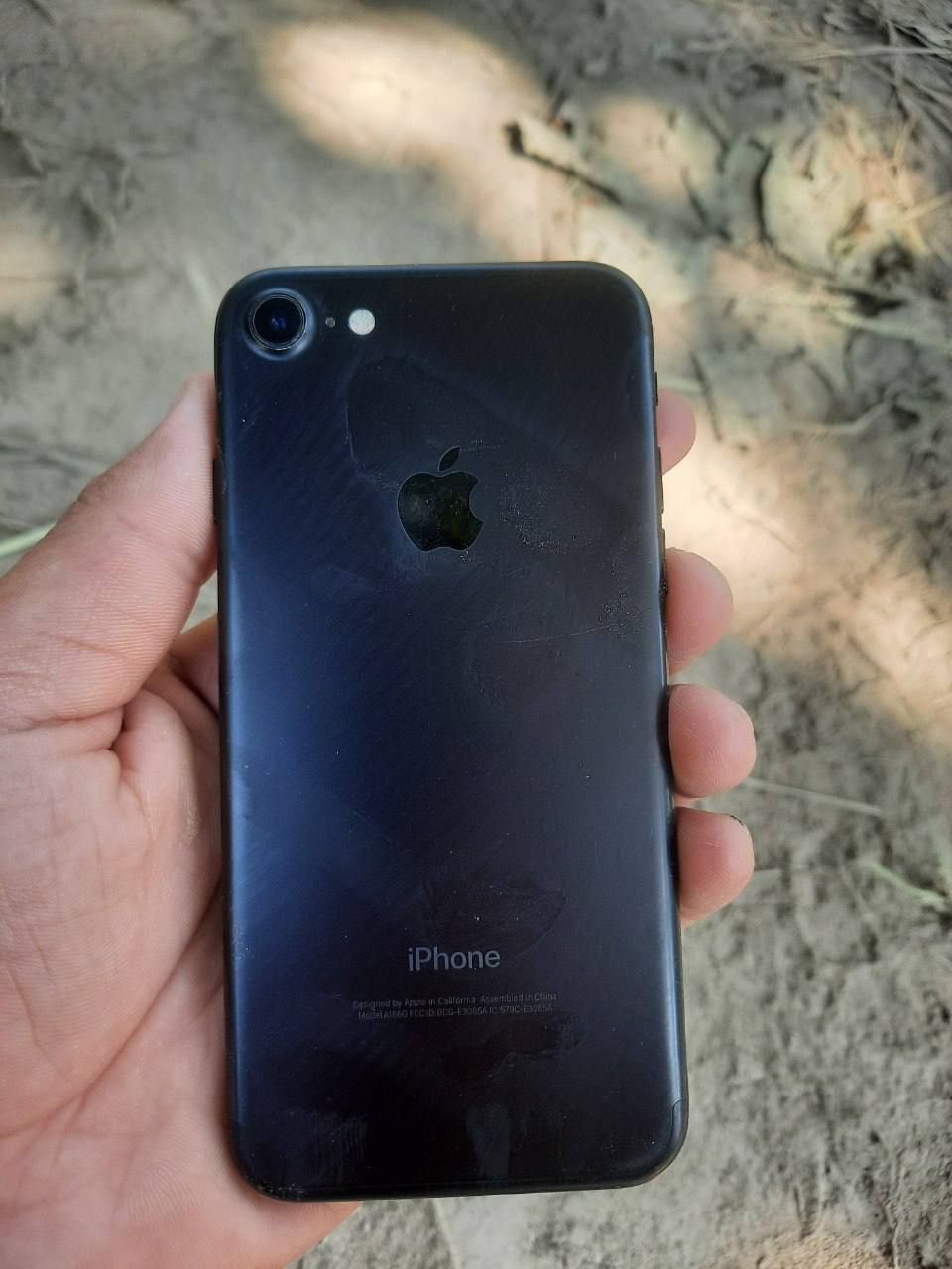 Iphone 7 qora srochni