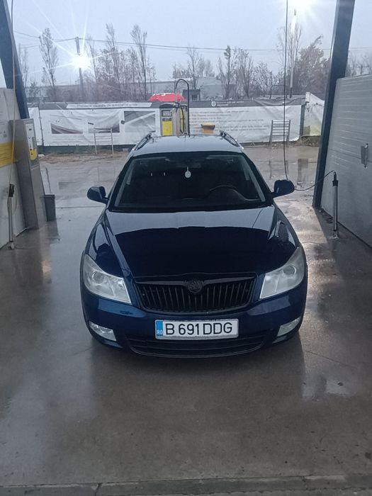 Vând Skoda Octavia 2 Facelift