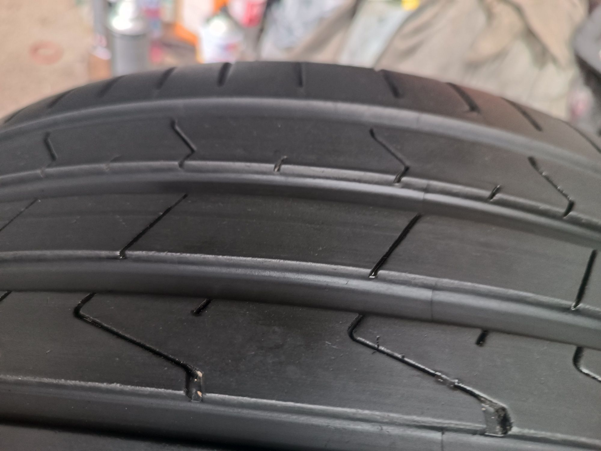 235/50/17 Hankook Дот 2519