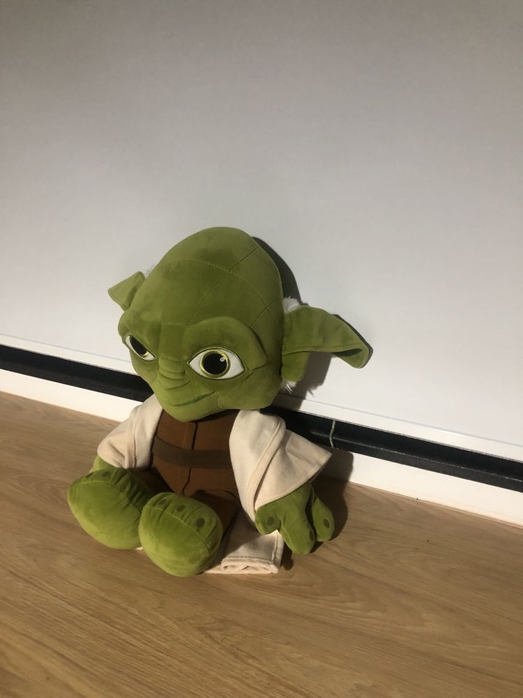 Yoda jucarie de plus